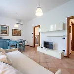 Cozy Two-room Flat In * ヴィチェンツァ