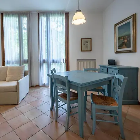 Apartment Cozy Two-room Flat In *