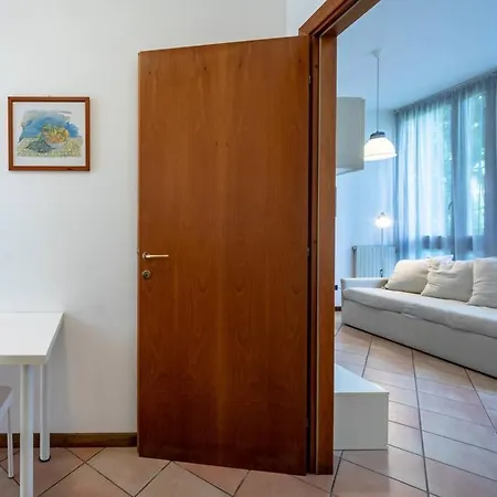 Cozy Two-room Flat In Appartamento *