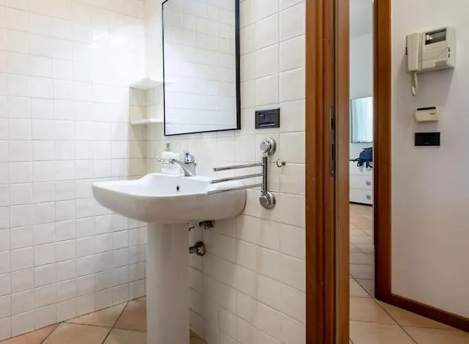 Cozy Two-room Flat In Appartement Vicenza